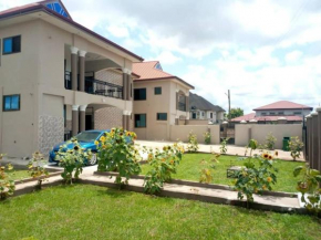Large Stylish 2 Bedroom Flat